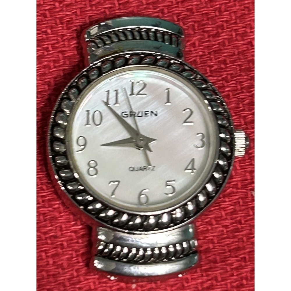 Gruen Ladies Watch Sliver Tone Watch Only Quartz New Battery
